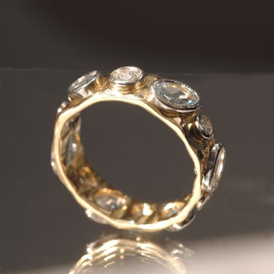 Gold Ring Aquarius