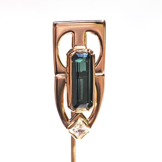 Gold Pin TW