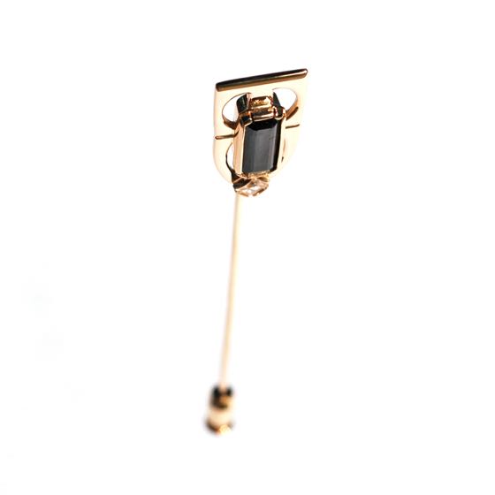 Gold Pin TW