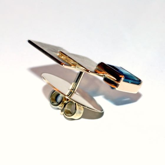 Pin Indigo