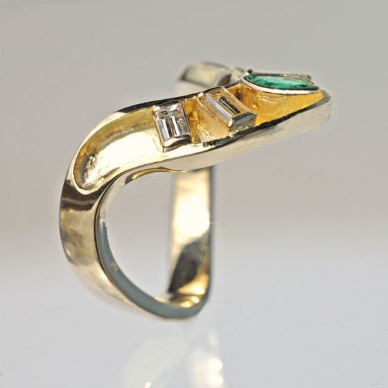 Gold Emerald Ring Isis