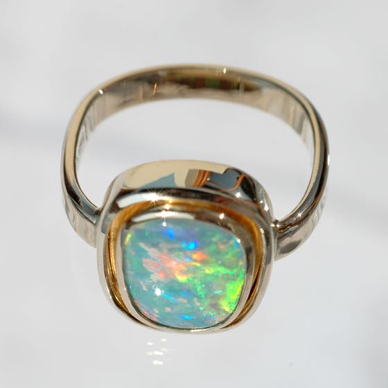 Gold Ring Monopal2