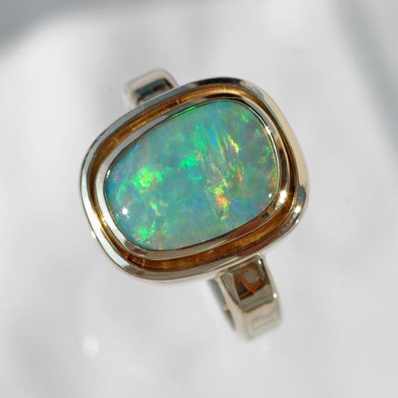 Gold Ring Monopal2