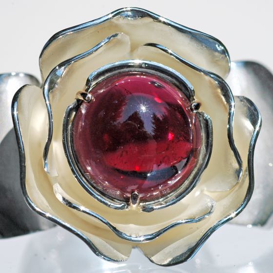 Garnet Ring Royal-Rose